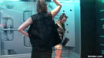 Hot ladies are getting soaking wet Screencap 43 on sinx.preview.netperv.com