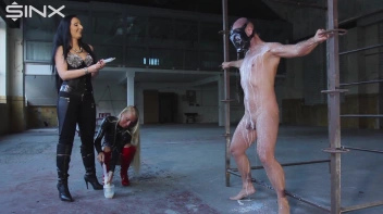 Jede Menge Sperma für unseren Sklaven Screencap 24 on sinx.preview.netperv.com