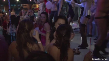 Welcome To The Mad House Part 6 - Cam 3 Screencap 88 on sinx.preview.netperv.com