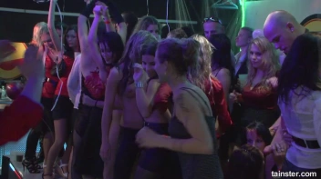 Welcome To The Mad House Part 6 - Cam 3 Screencap 99 on sinx.preview.netperv.com