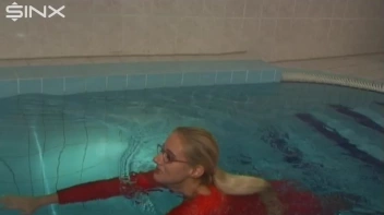 Playful Girls Put On A Wet Show! Screencap 5 on sinx.preview.netperv.com