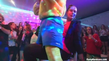 Party Hardcore Gone Crazy Vol. 30 Part 1 - Cam 1 Screencap 58 on sinx.preview.netperv.com