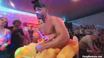 Party Hardcore Gone Crazy Vol. 30 Part 1 - Cam 1 Screencap 74 on sinx.preview.netperv.com