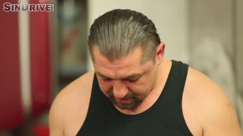 Retro Hos In Shiny Clothes Come To Hardcore Blows And Cum Swapping Screencap 32 on sinx.preview.netperv.com