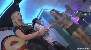 Welcome To The Mad House Part 5 - Cam 4 Screencap 78 on sinx.preview.netperv.com