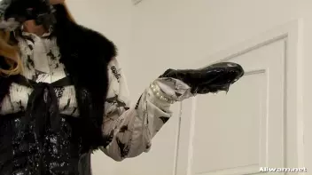 Barbara Summers Slimey Afternoon Screencap 23 on sinx.preview.netperv.com