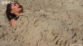 Gorgeous Girls Get Wet And Messy In The Park Screencap 90 on sinx.preview.netperv.com