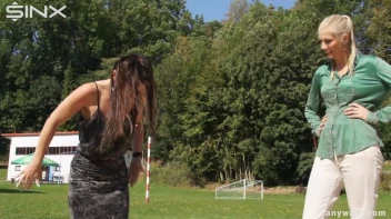 Gorgeous Girls Get Wet And Messy In The Park Screencap 94 on sinx.preview.netperv.com