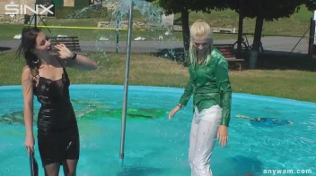 Gorgeous Girls Get Wet And Messy In The Park Screencap 12 on sinx.preview.netperv.com