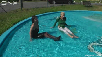 Gorgeous Girls Get Wet And Messy In The Park Screencap 25 on sinx.preview.netperv.com