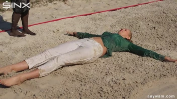 Gorgeous Girls Get Wet And Messy In The Park Screencap 50 on sinx.preview.netperv.com