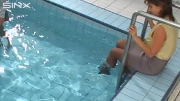 Poolside Threesome Leaves Babes Drenched Screencap 4 on sinx.preview.netperv.com