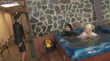 High Class Lesbo Splash Bash!  Pussies Are Better When Wetter! Screencap 14 on sinx.preview.netperv.com