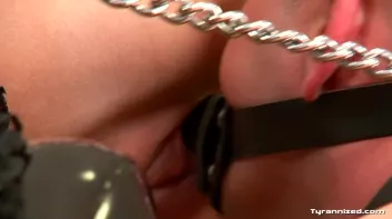 Waiter Endures Ass and Still No Tip! Screencap 100 on sinx.preview.netperv.com