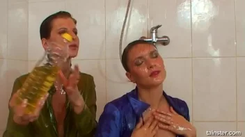 Oil Me Down! Screencap 58 on sinx.preview.netperv.com