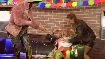 Cream Flans Make The Party Even Messier! Screencap 27 on sinx.preview.netperv.com