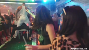 Party Hardcore Gone Crazy Vol. 32 Part 5 - Cam 3 Screencap 54 on sinx.preview.netperv.com