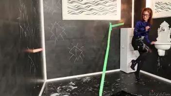 Checking Out The Slime Scene Screencap 8 on sinx.preview.netperv.com