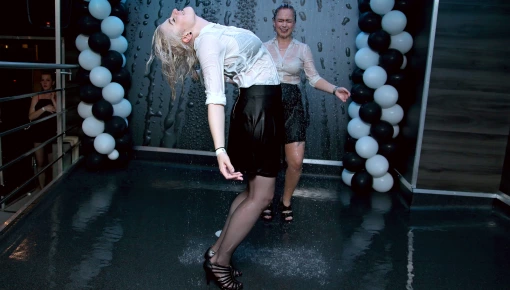 Latest deal - Wet And Working It!  Cuties Shake It Up!